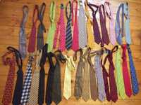 Colectie de 42 cravate de firma,moderne de calitate,noi