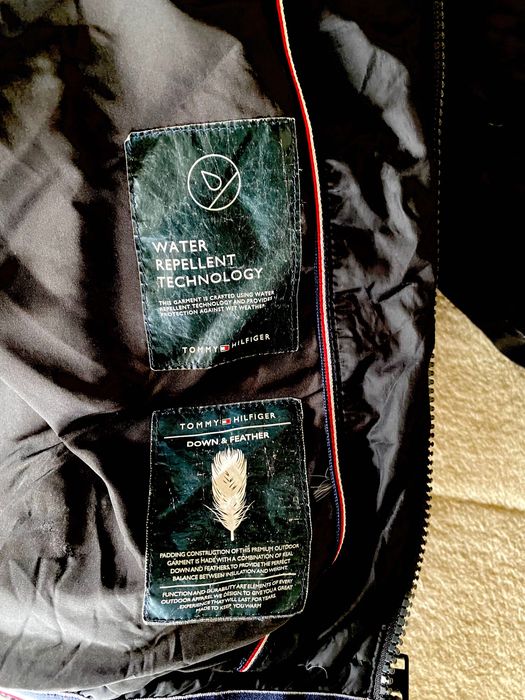 Черно Зимно яке Tommy Hilfiger, за момче, 164см