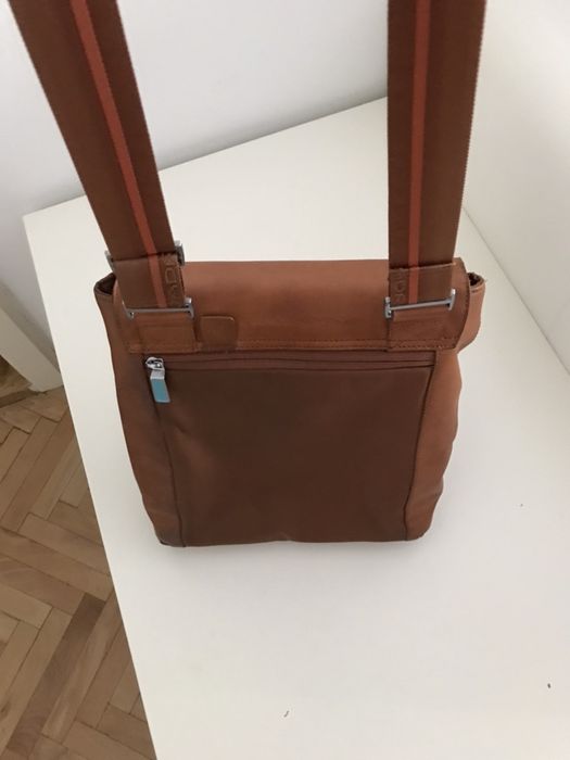 Geanta umar Piquadro Original pt Barbati