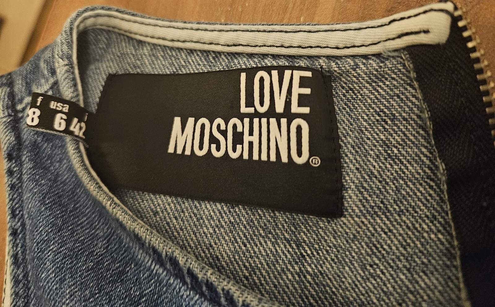 Love Moschino рокля