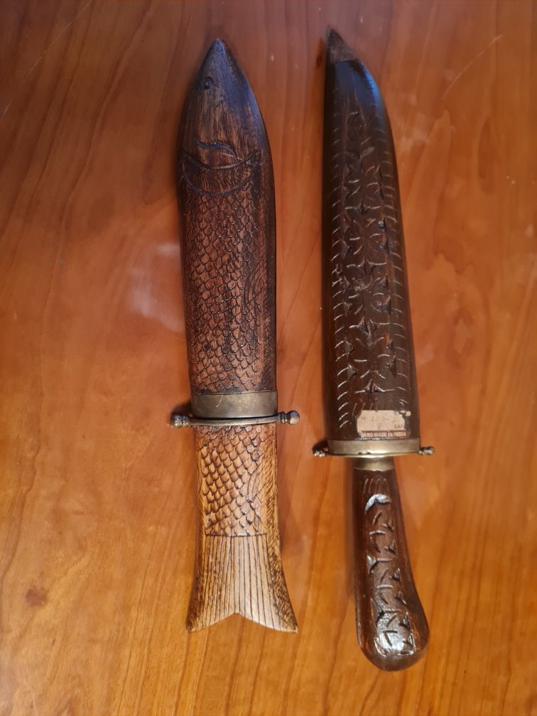 Два индийски ножа