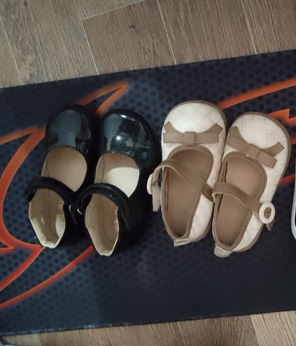 Обувь для девочки 2 пары за 60.000