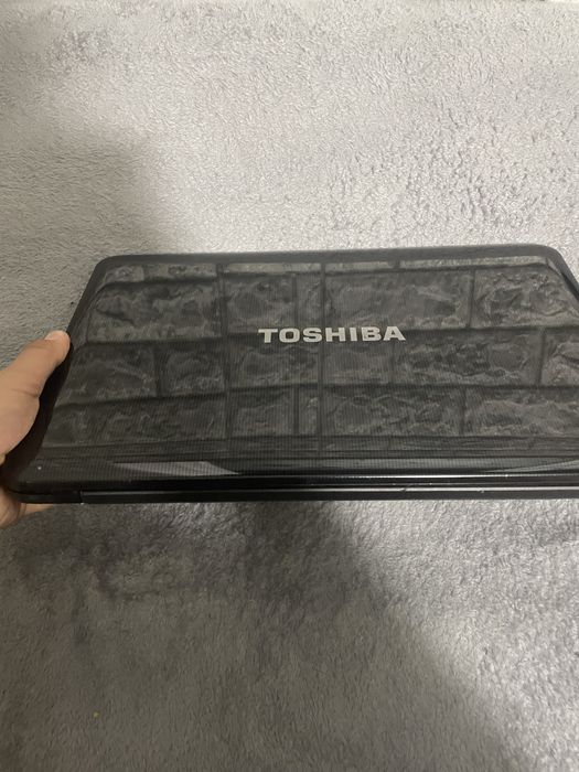 ноутбук Toshiba  Windows 10