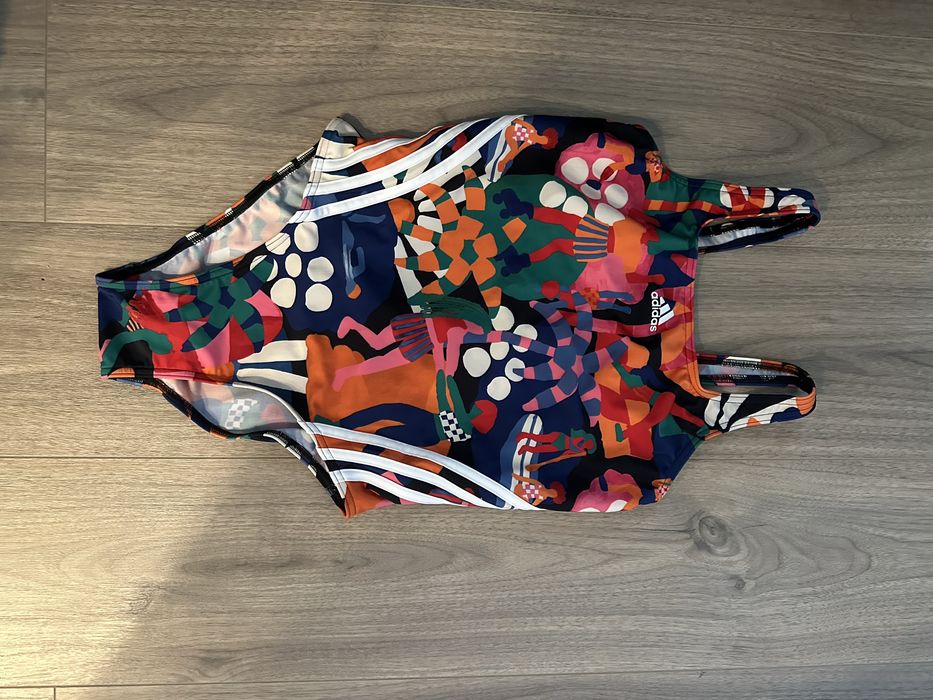 Нов! С етикети! Цял бански Adidas