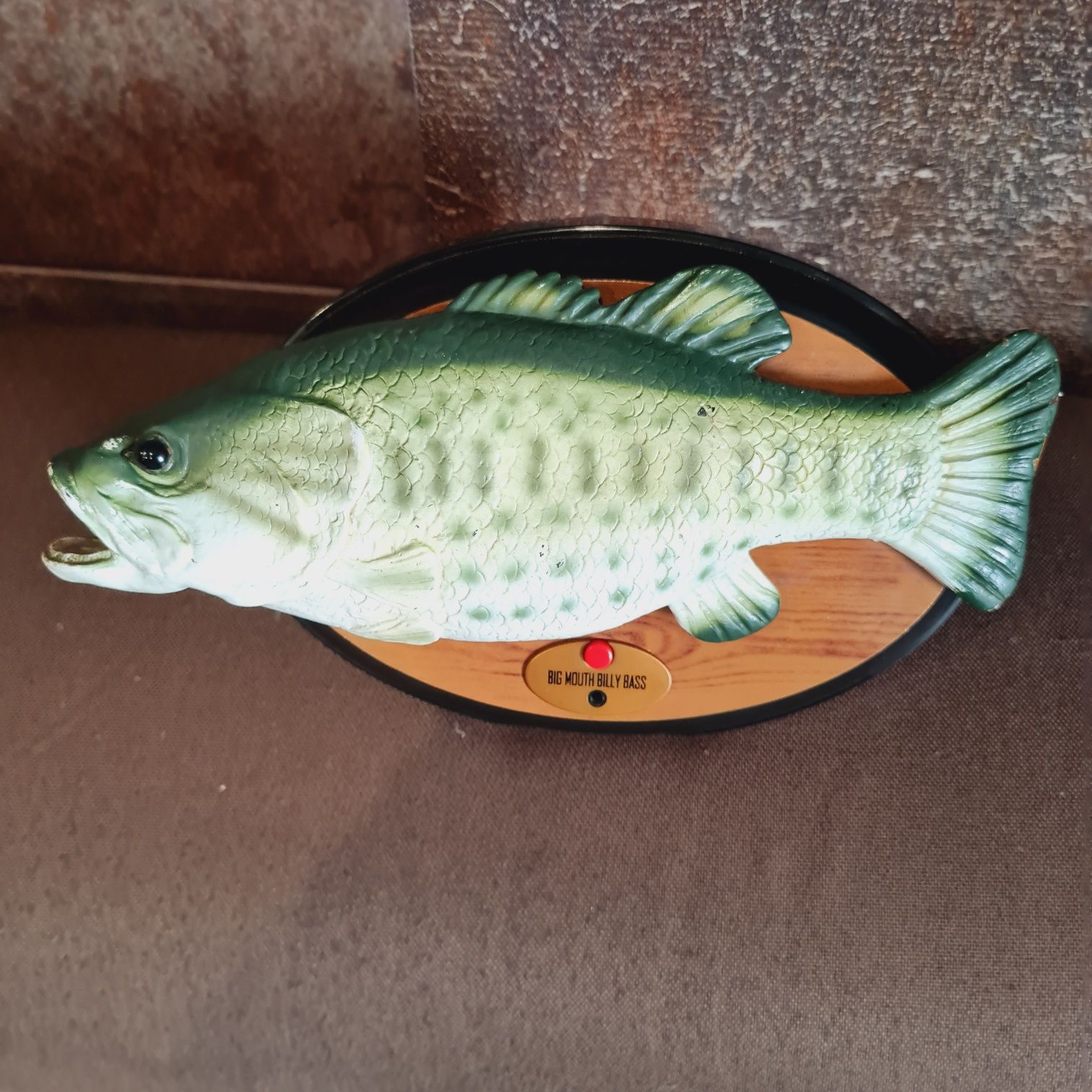 Peste cantaret Big Mouth Billy Bass