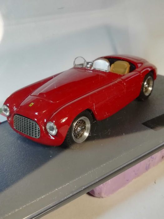 Machete 1 43 ferrari