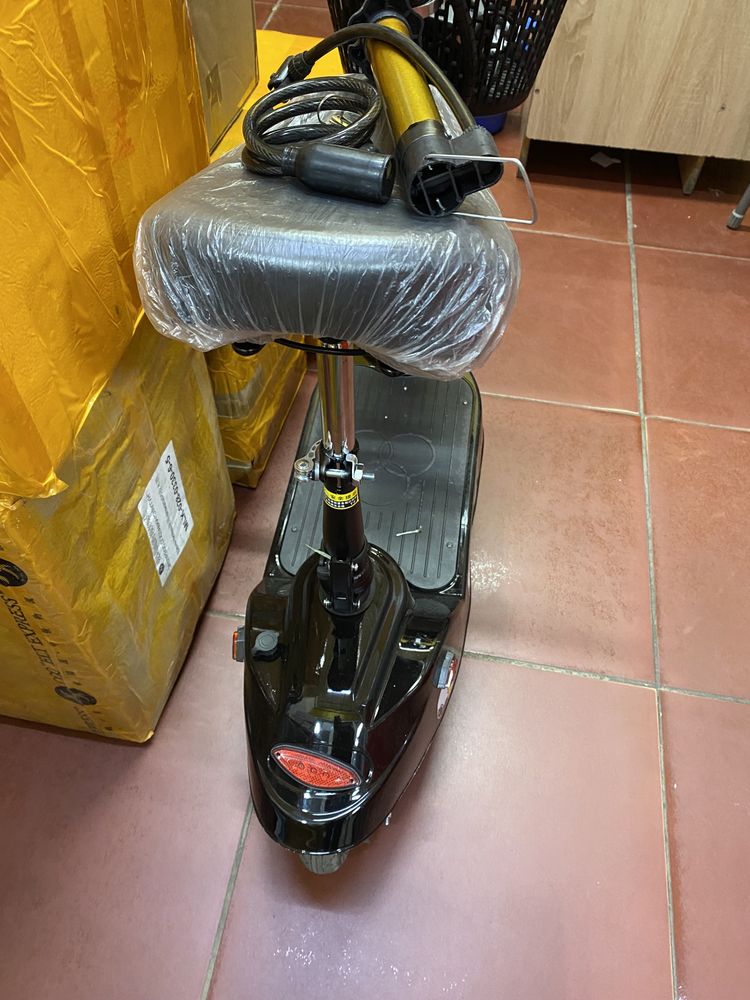 двухколесный электрический скутер