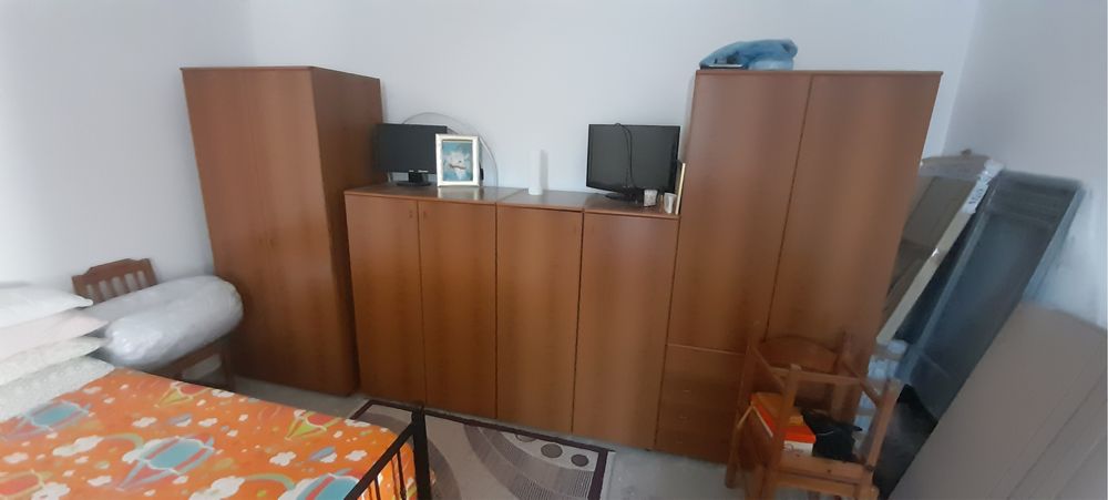 Vand mobila  in stre buna