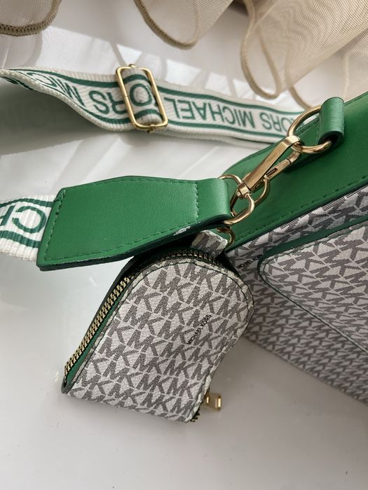 Дамска чанта Michael Kors