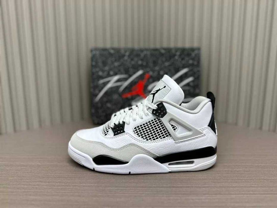 Jordan 4 Military Black (42.5/44.5) FULLBOX | Livrare cu verificare