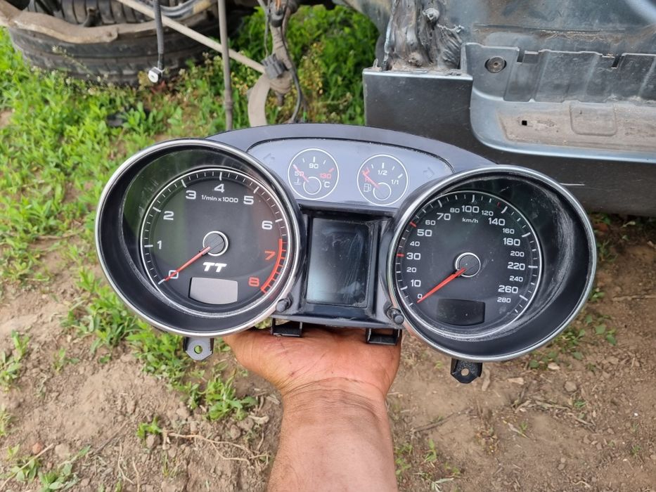 Ceasuri bord audi tt 2.0 tfsi 2006