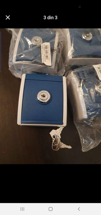 Vând 5 prize cu cheiță,siguranță pt cei mici,35 lei bucata