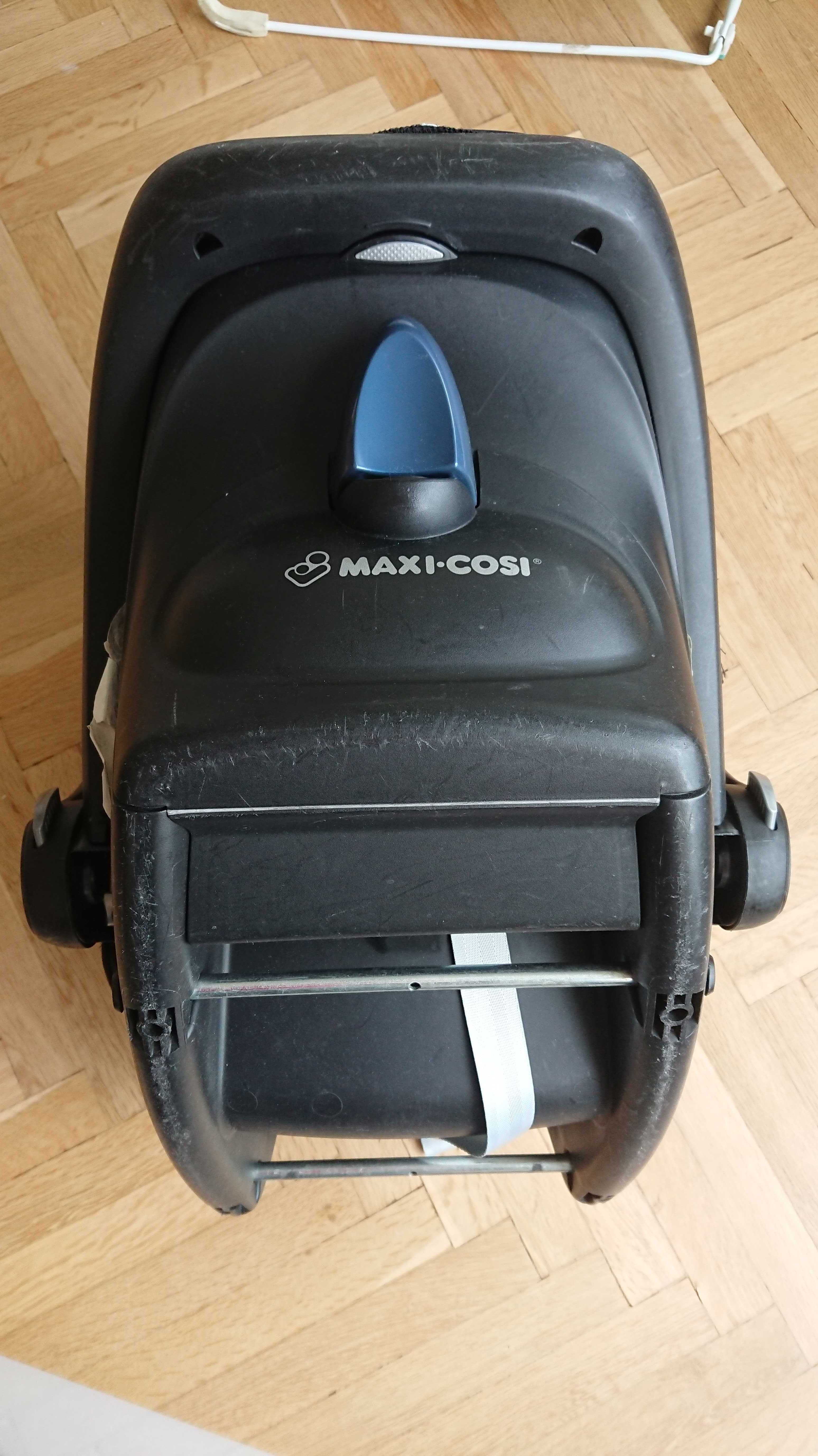 Детско бебешко столче Maxi Cosi Cabrio Fix 0-13кг