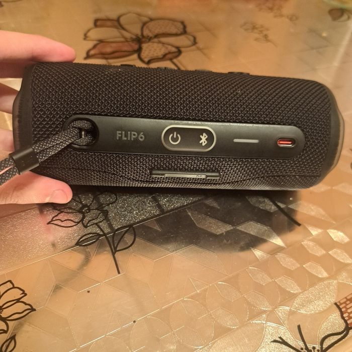 boxă JBL Flip 6  ca nouă