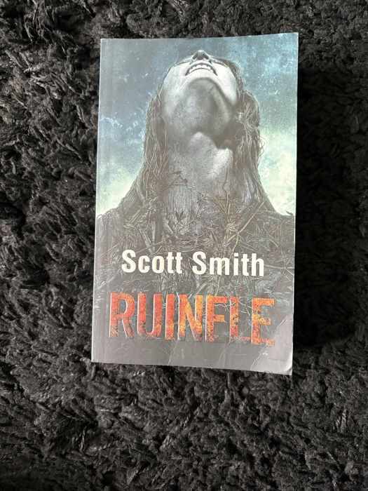 Set de trei carti Cutia Raului, Salasul Mortii si Ruinele