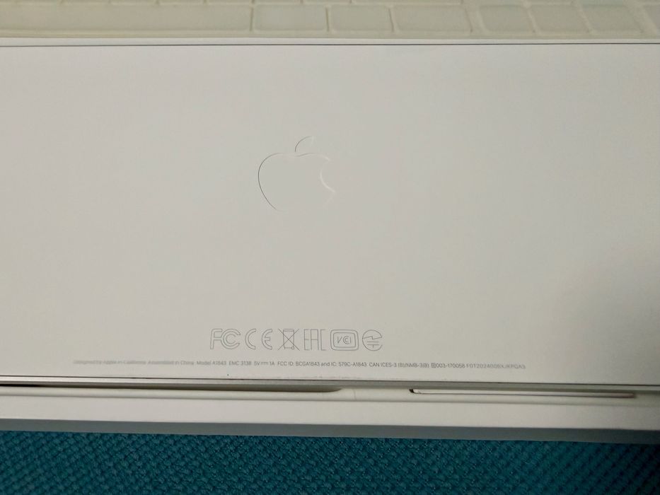 Tastatura Apple Magic Keyboard A1843 cu numpad, Layout US English