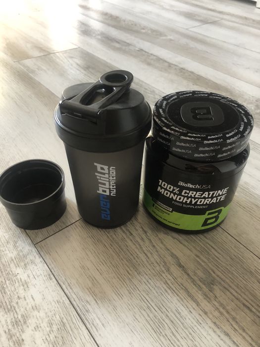 Creatina monohidrata+shake cadou!