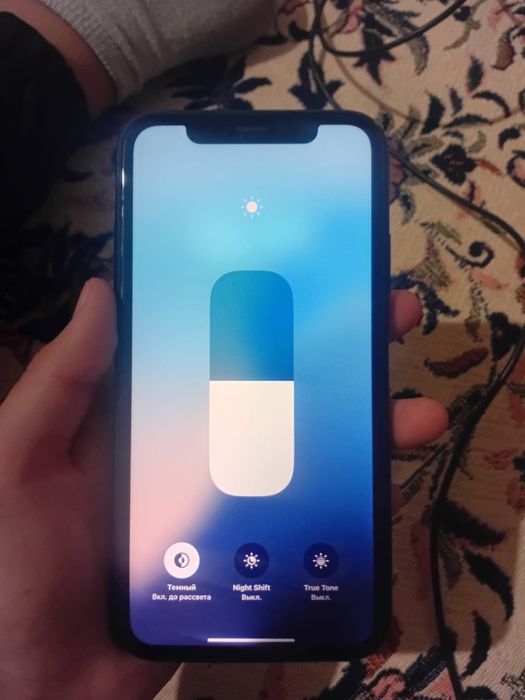 Iphone XR сатылады
