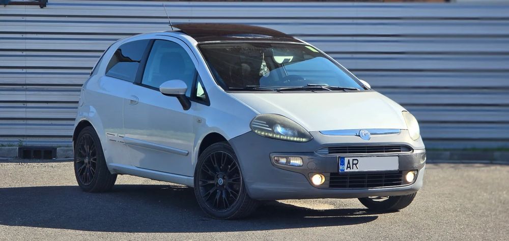 Fiat Grande Punto EVO - an 2010, 1.4  (Benzina+GPL)