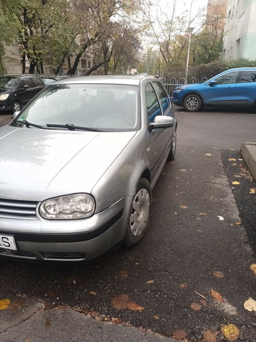 Auto
Golf 4 – 2004 – 1.4 benzină
Aduse din Germania, primul proprietar