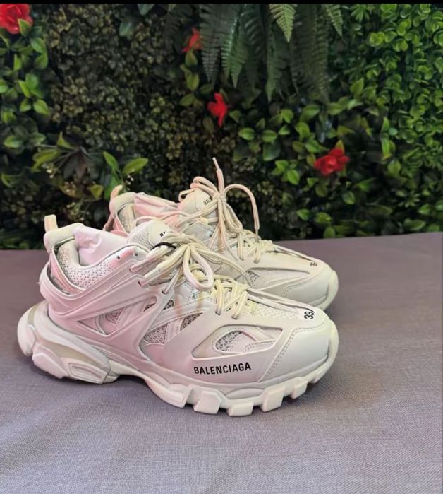 Balenciaga Track