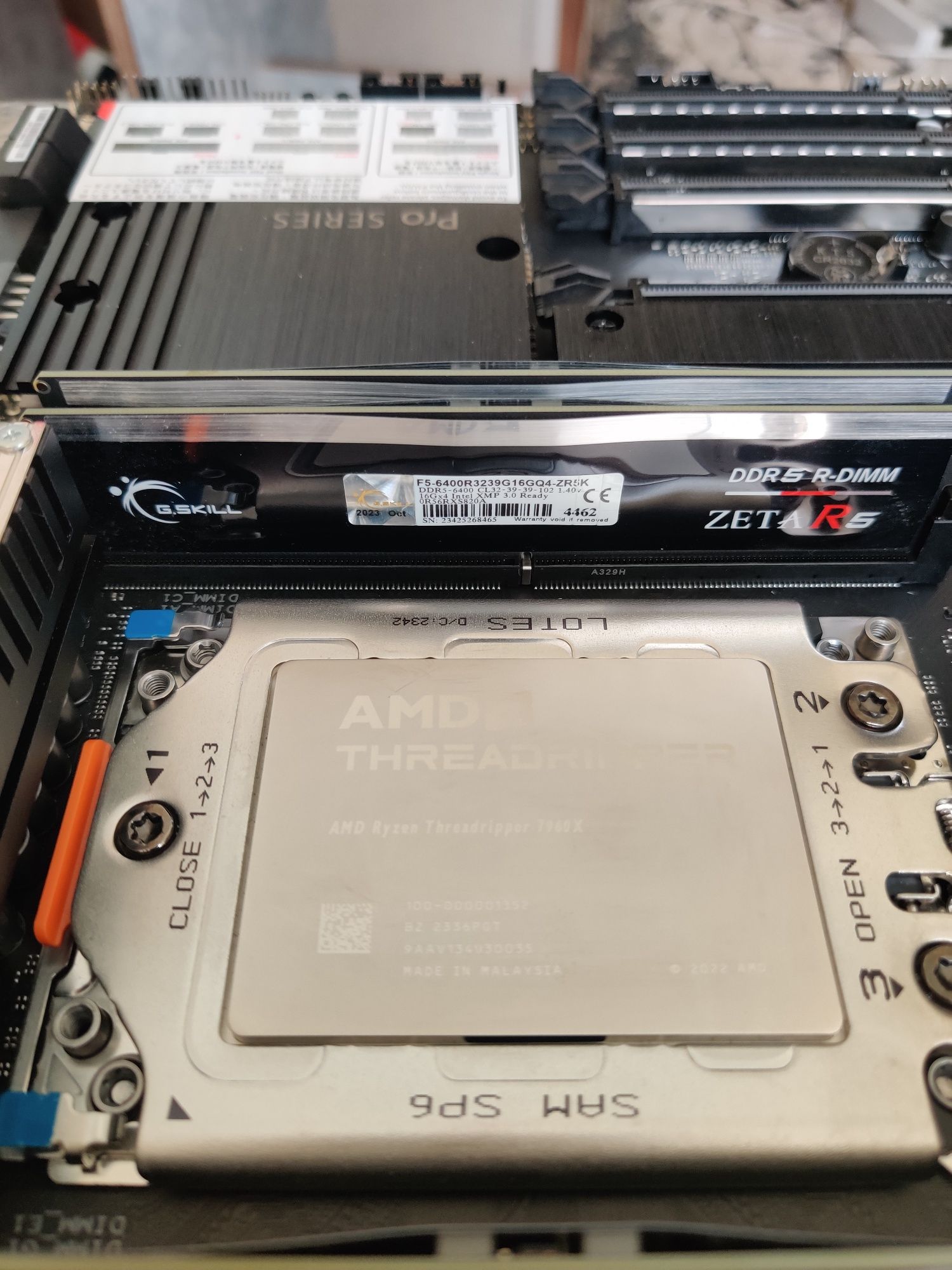 Ryzen Threadripper 7960X +ASUS Pro WS TRX50-SAGE WIFI