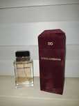 Продавам парфюм Dolce and Gabanna pour femme