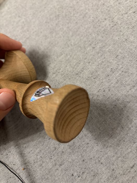 Kendama krom pop rubber galbena