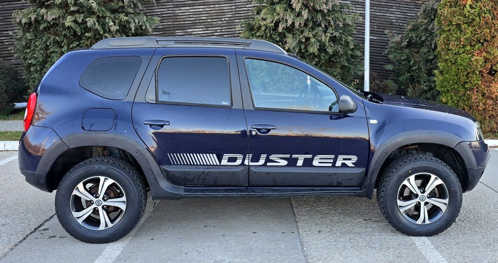 Dacia Duster 4x4 1.5 dci Inaltata +3,  Scuturi