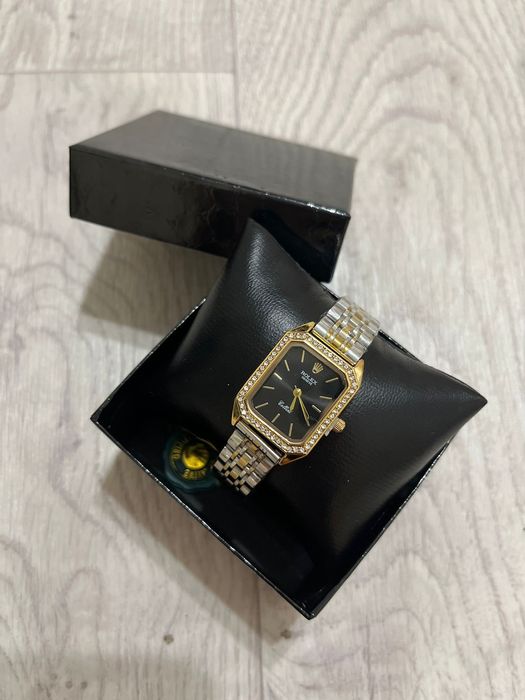 Женский часы новый