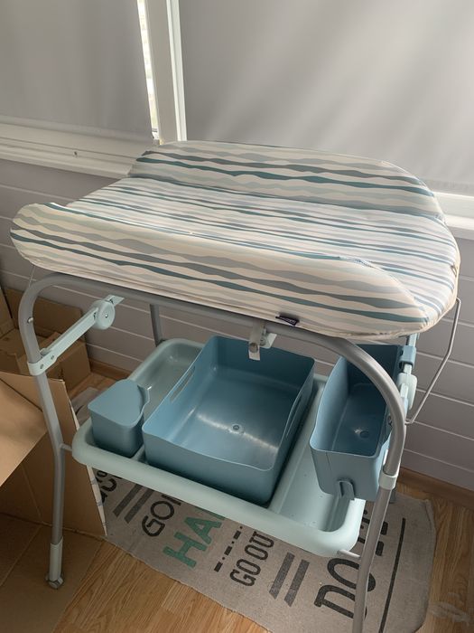 Cadita cu masa de schimbat bebe