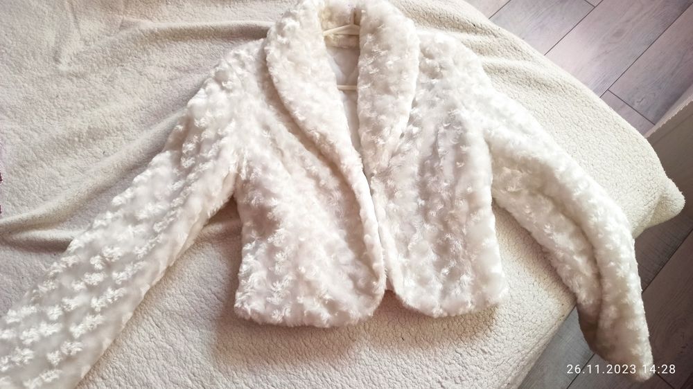 Шубка-накидка (искусственный мех)