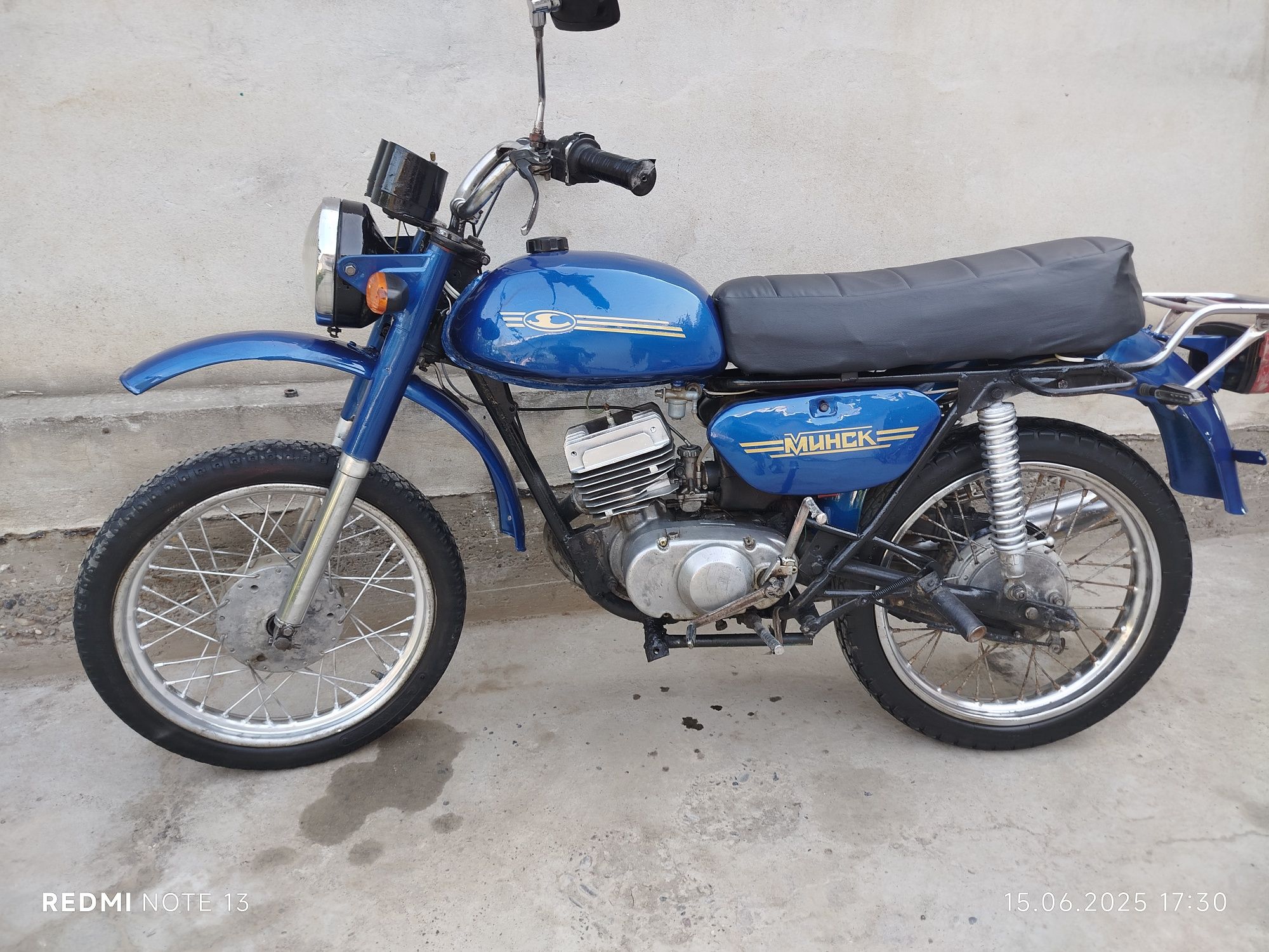 Minsk motosikl sotiladi Samarkand