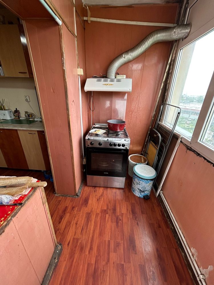 Apartament 3 camere 70mp 4/4