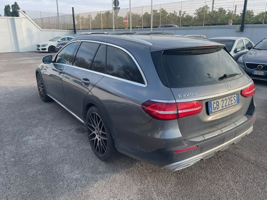 Mercedes-Benz E All-Terrain 220d Premium - 4-Matic - Diesel -