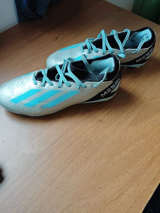 Децки футболни обувки номер36-36,5