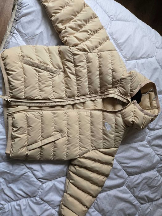 Яке Nike чисто ново