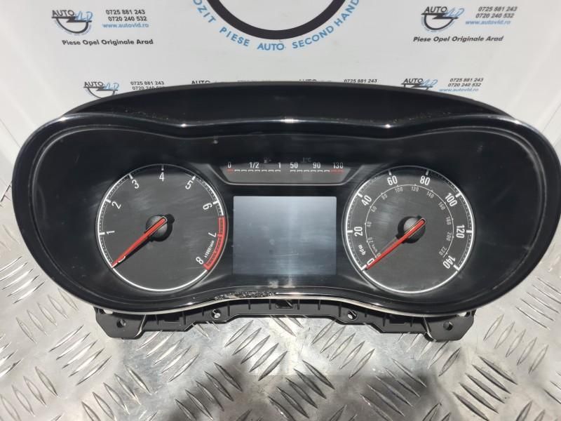 Ceas bord benzina Opel Corsa E