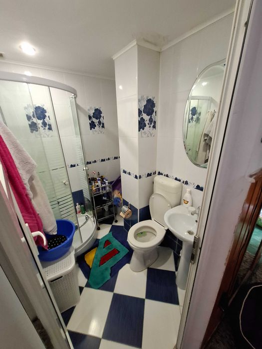 Vand apartament  an zona 13 Decembrie