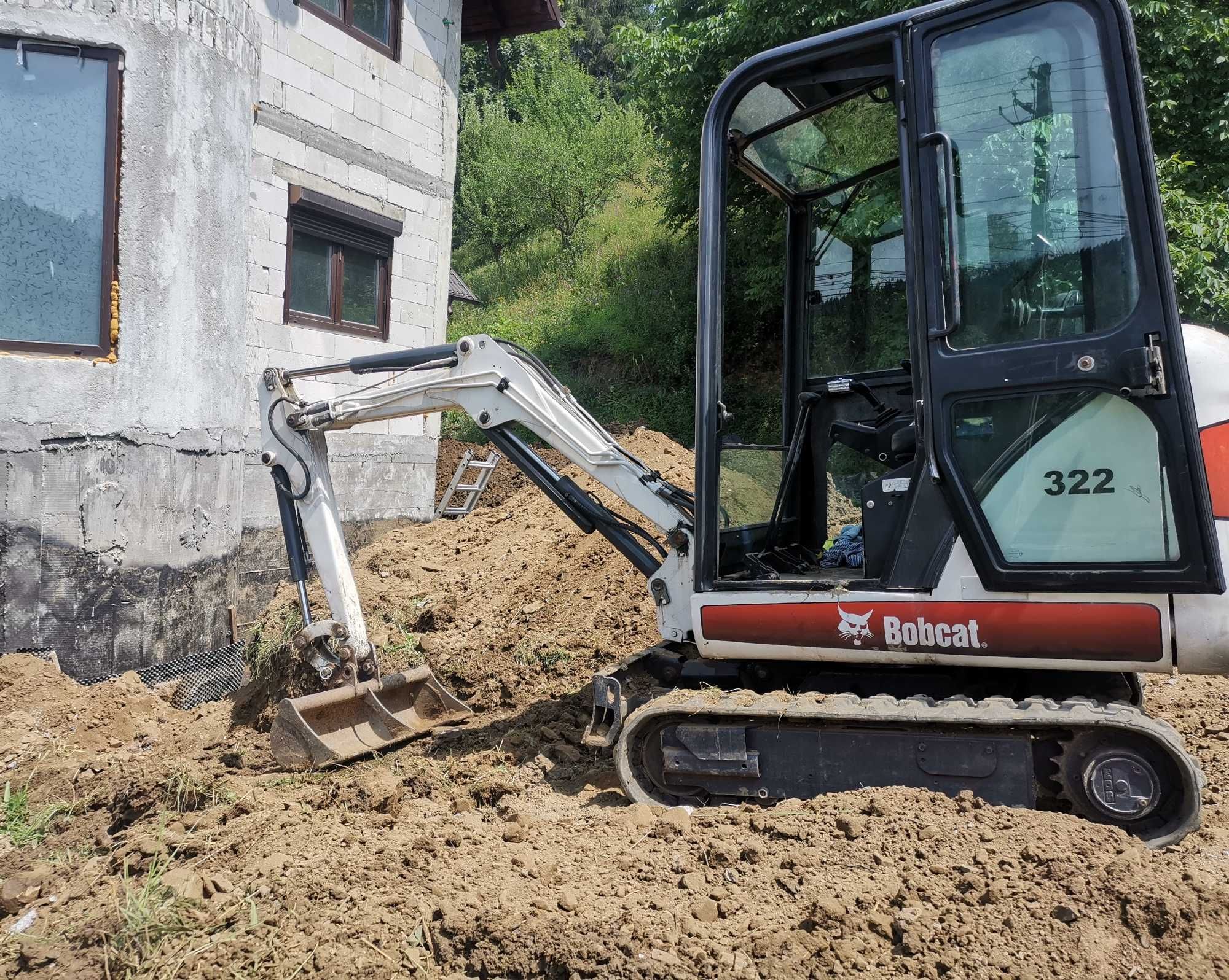 Miniexcavator bobcat 322