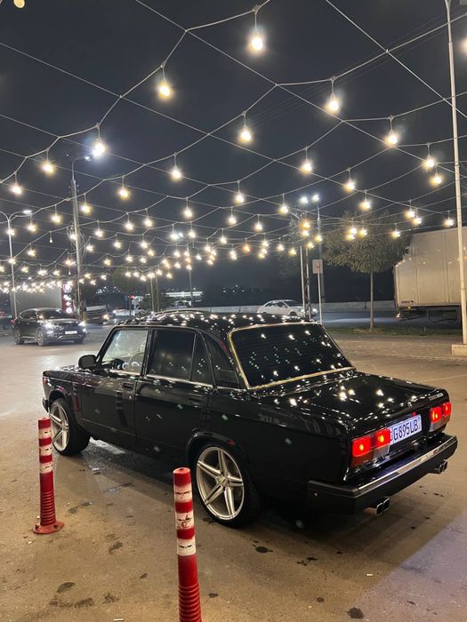 Vaz 2107 sotiladi               .