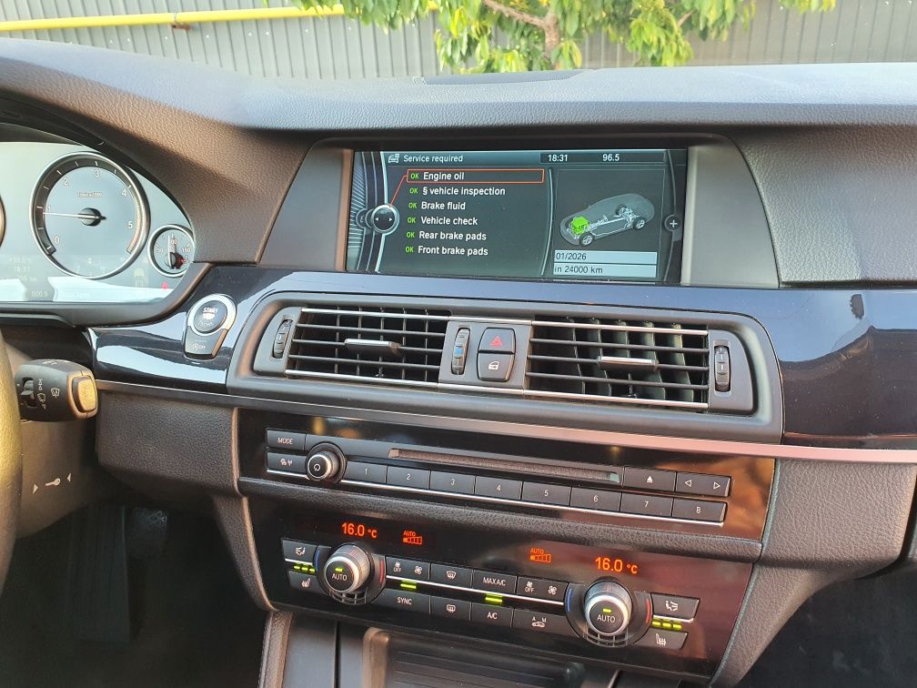 BMW 520d 184cp Head-up display