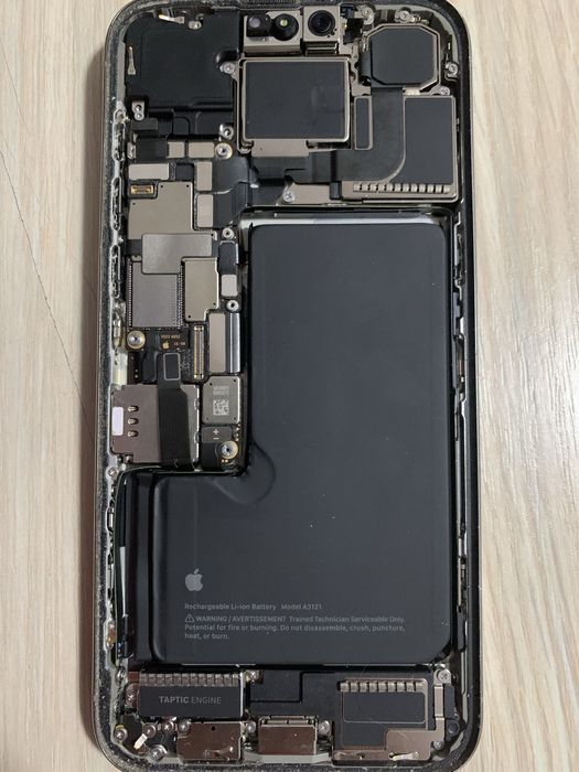 Placa de baza IPhone 15 Pro Max fara cont icloud 256gb