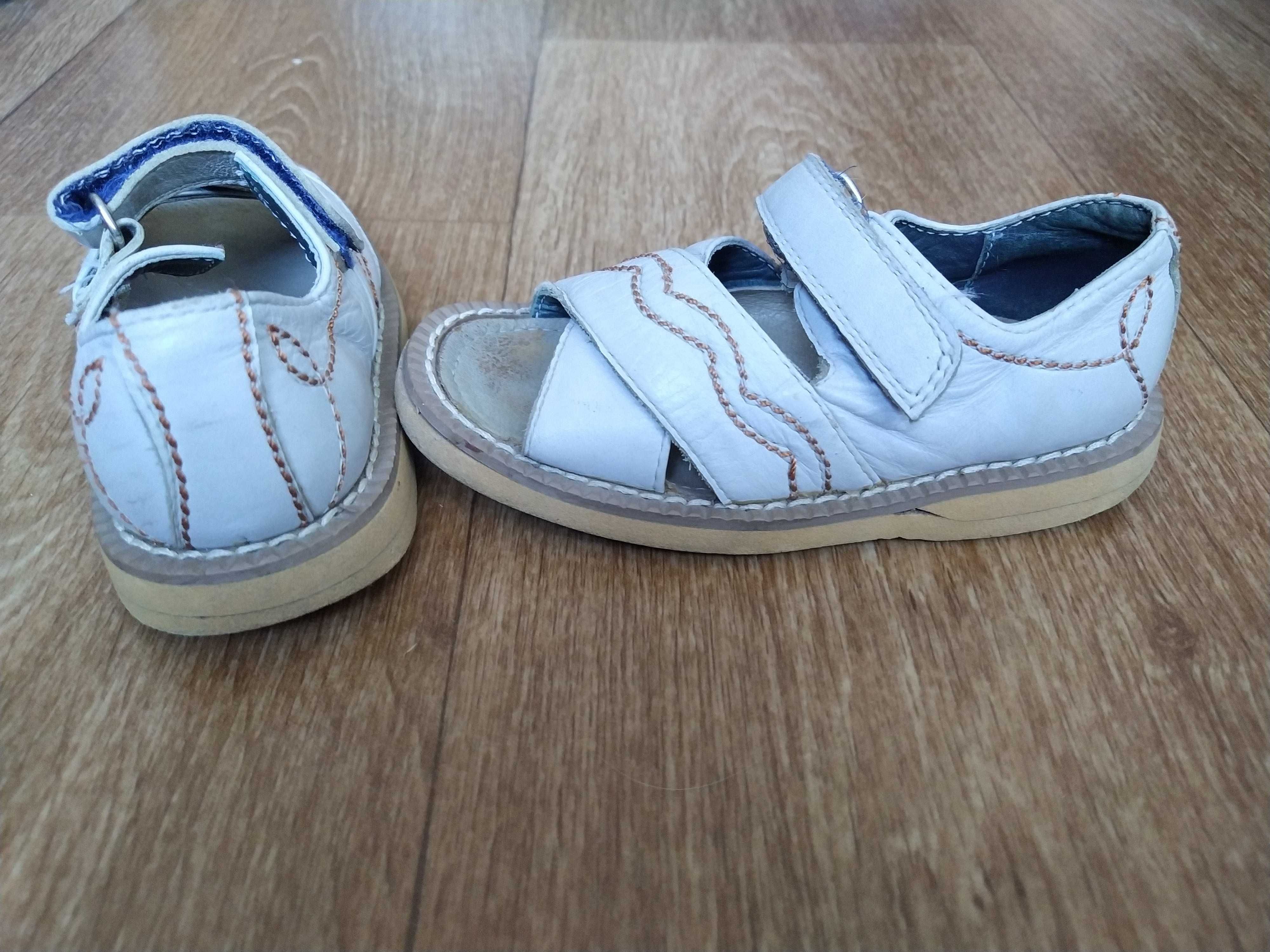 Босоножки,сандали детская обувь для мальчика фирмы Вико