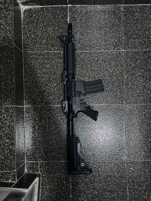 Еърсофр/Airsoft карабина: M4 (all metal).