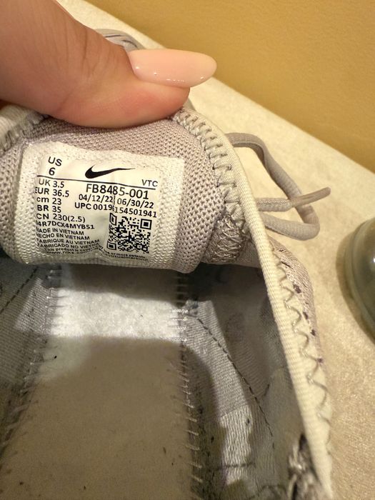 Маратонки NikeAir Max 270