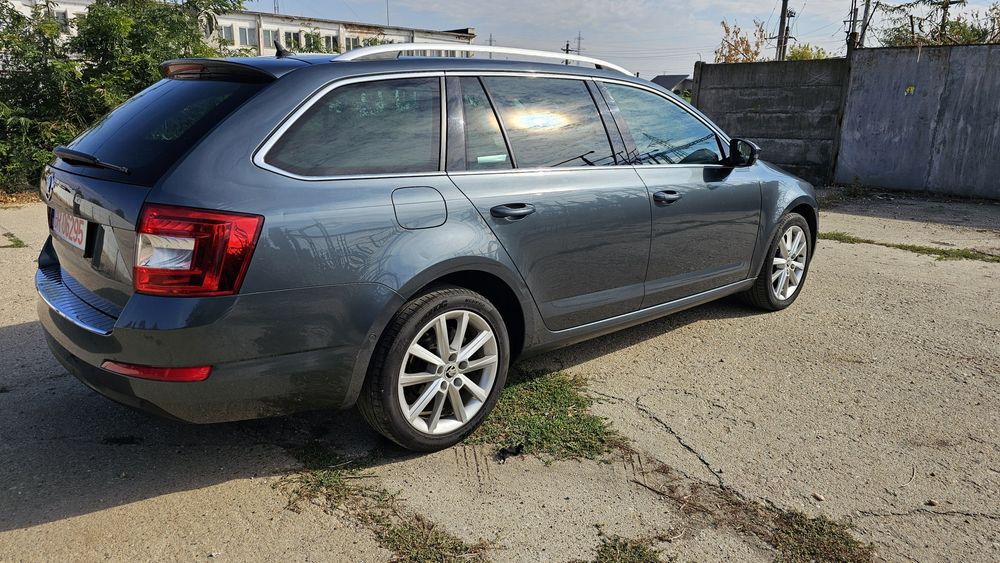 SKODA Octavia 1.6 Tdi-DSG