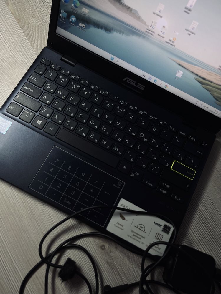 Нетбук ноутбук ASUS VivoBook E210MA