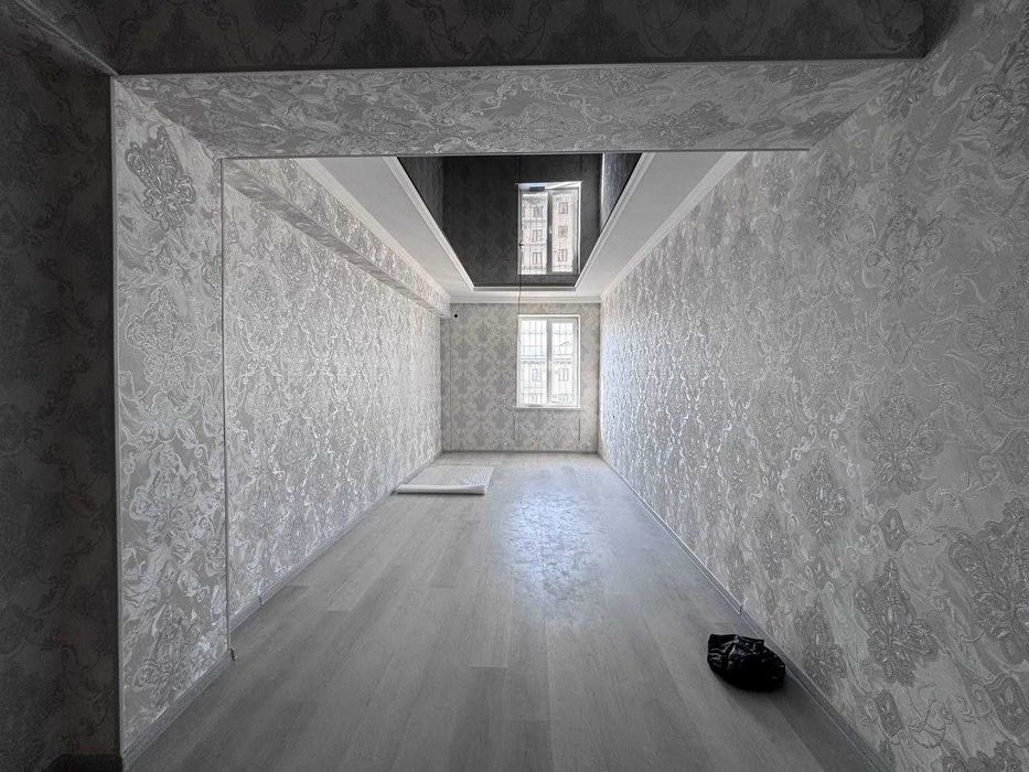 3 хоналик квартира 8 этаж янги лифтлик дом,  7 микр