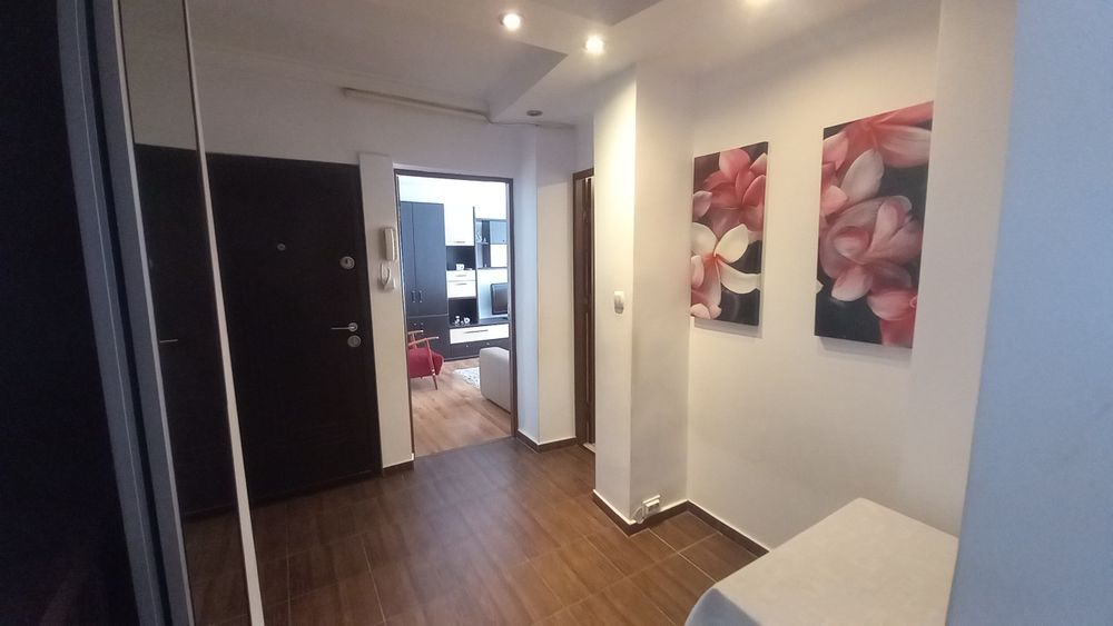 Închiriez apartament Curtea de Argeș